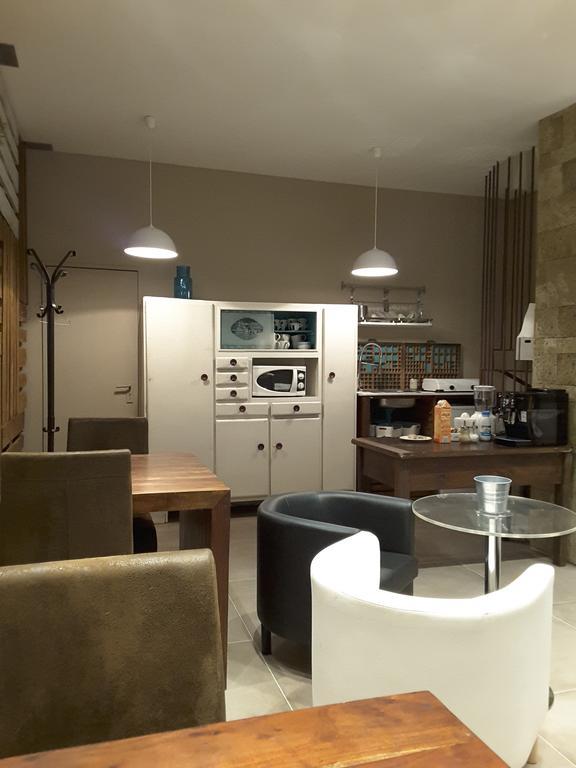 أَويستا Affittacamere Smile Accomodation المظهر الخارجي الصورة