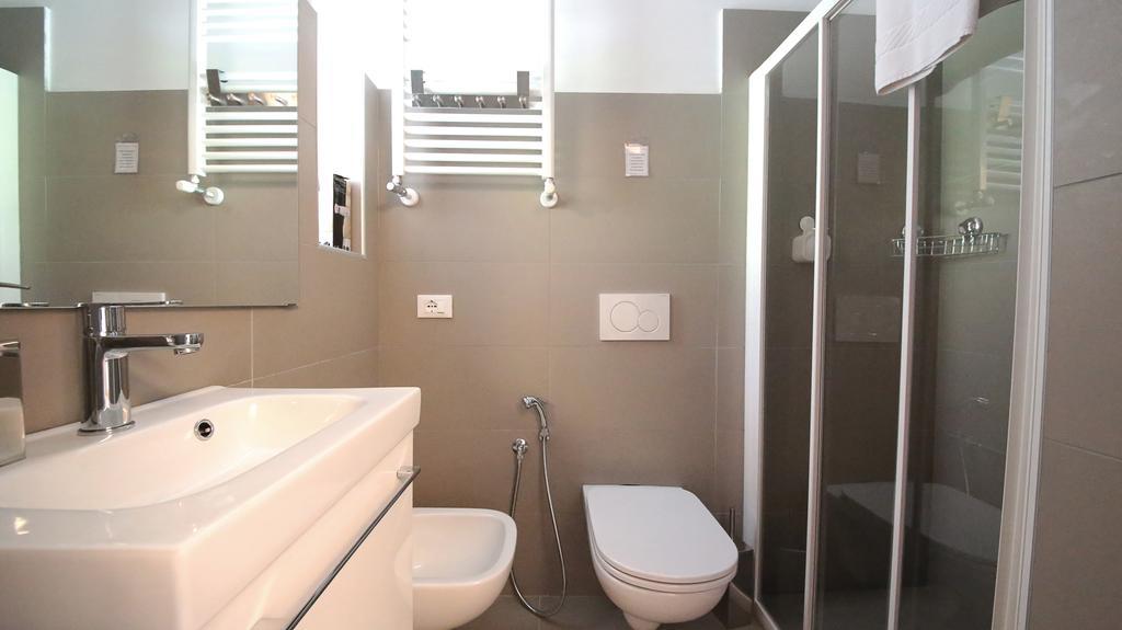 أَويستا Affittacamere Smile Accomodation المظهر الخارجي الصورة