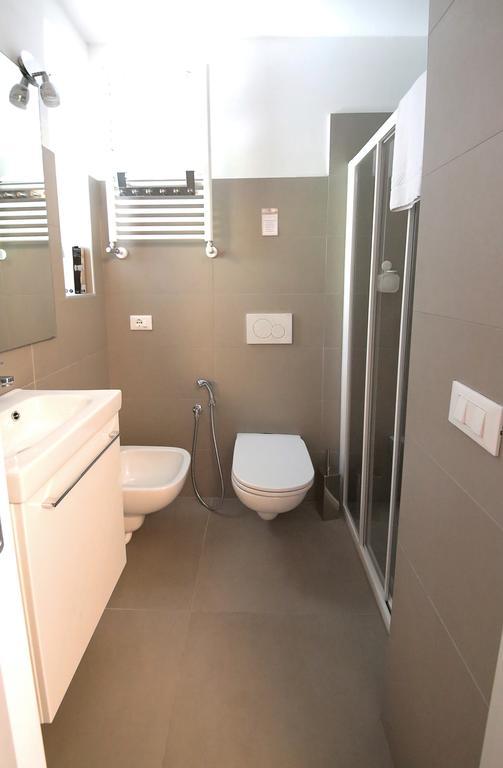 أَويستا Affittacamere Smile Accomodation المظهر الخارجي الصورة