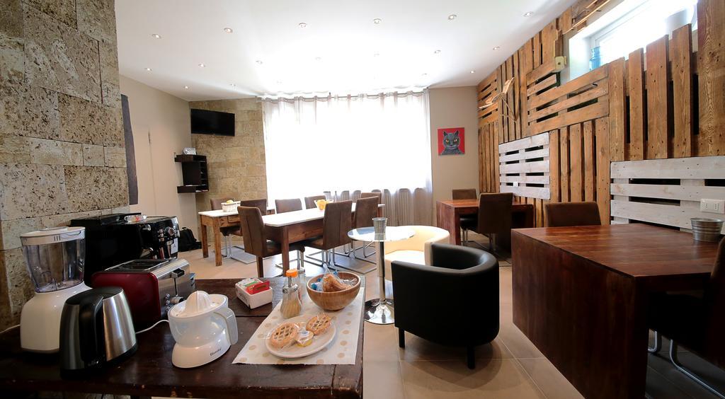 أَويستا Affittacamere Smile Accomodation المظهر الخارجي الصورة