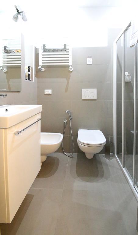 أَويستا Affittacamere Smile Accomodation المظهر الخارجي الصورة
