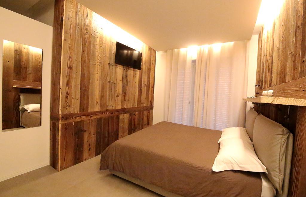 أَويستا Affittacamere Smile Accomodation المظهر الخارجي الصورة